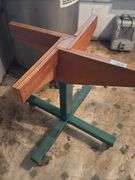 Outboard motor stand