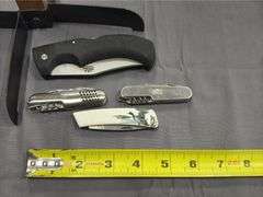 4 pocket knives