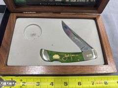 Mac Tools John Force pocket knife and case.