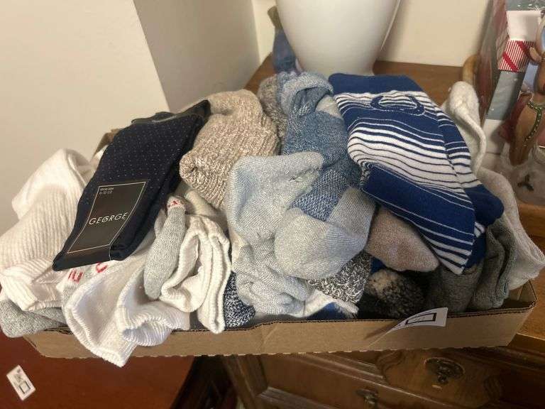 New/used men’s socks