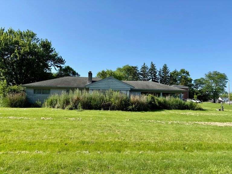 Real Estate - 4616 Alberta Drive