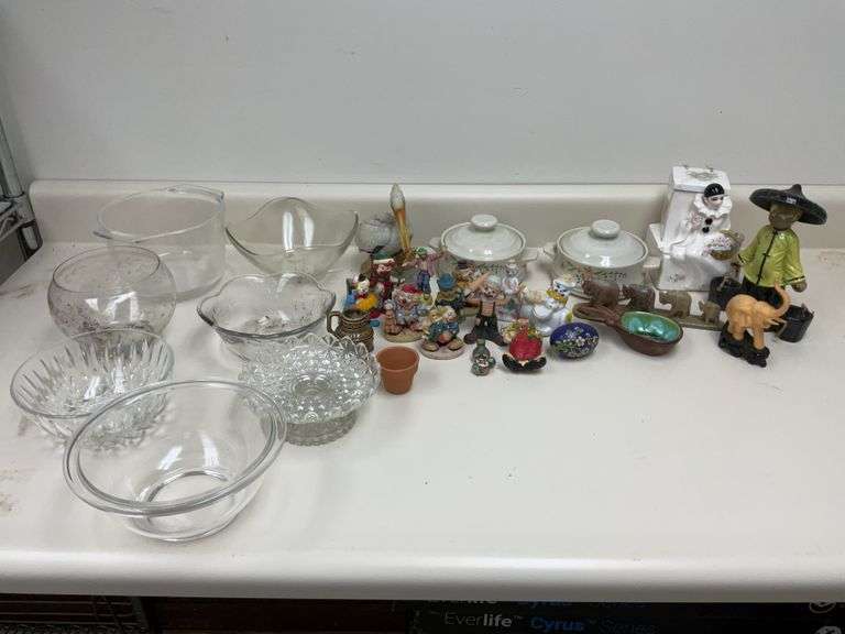 Glassware and figurines