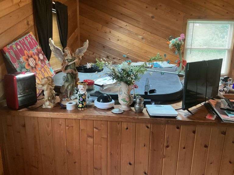 Decorations, contents of shelf