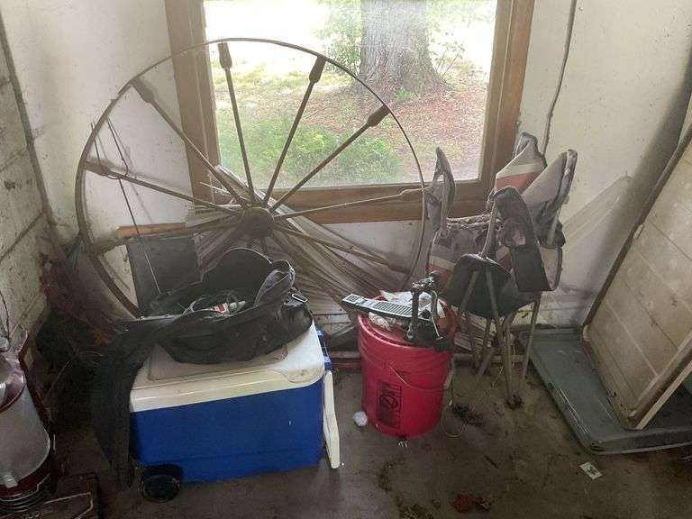 Wagon Wheel, cooler, miscellaneous
