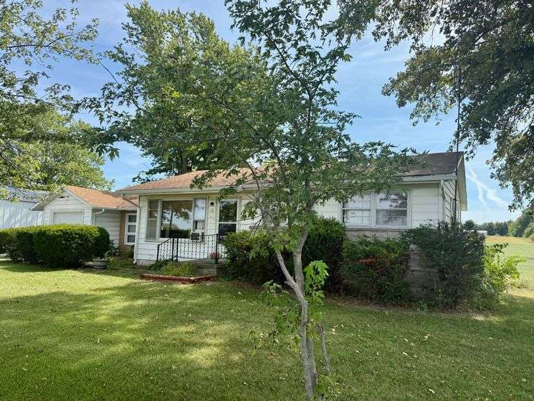 7917 East State Road 218, Lafontaine