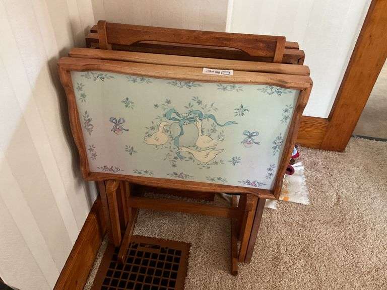 TV Dinner Trays (set of 4)