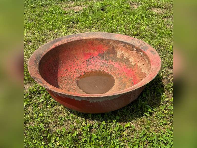 4 Foot Cast Iron Kettle