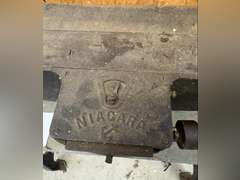 Niagara Bar Folder
