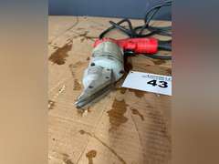 Milwaukee 18 Ga. Shear