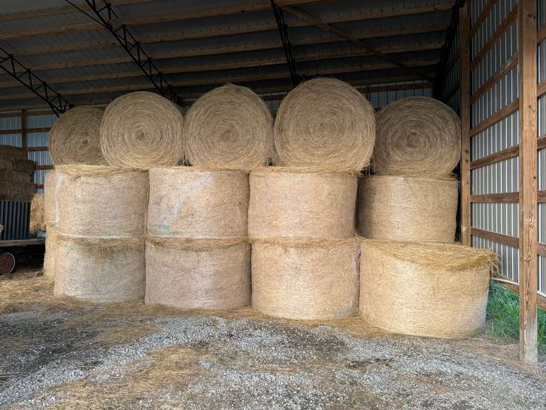 11 Hay Round Bales