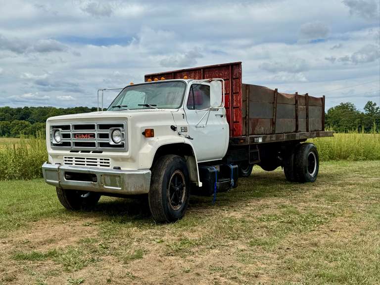 1979 Chevy C70 Truck
