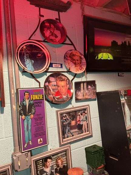 Wall hangings: wall plate rack and James Dean/Marilyn Monroe plates, Fonzie paper doll, framed print