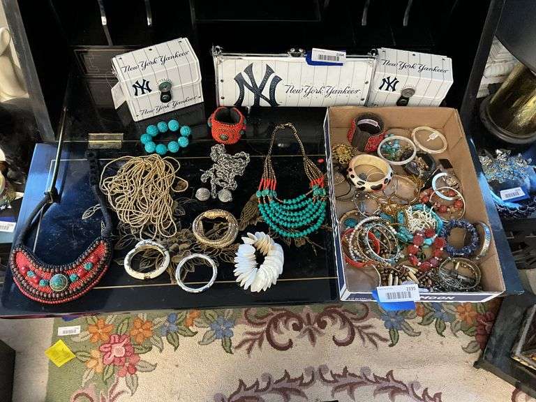 Costume jewelry: bracelets, beaded necklaces