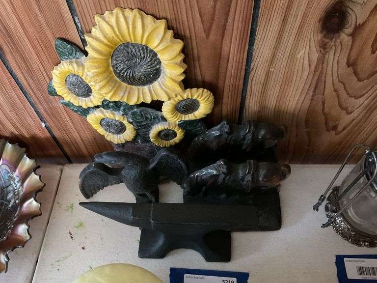 Mini anvil, cast eagle, sunflowers doorstop, pair horse bookends