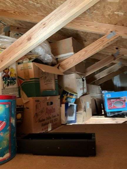 Dirty Rafters Contents of this side of rafters - Hurley Real Estate & Auctions