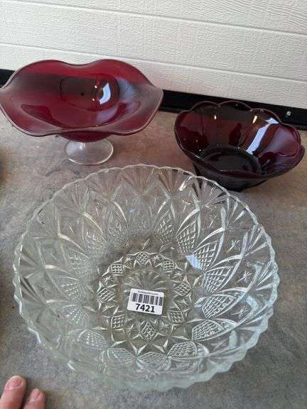 Assortment of glassware, including Ruby glass