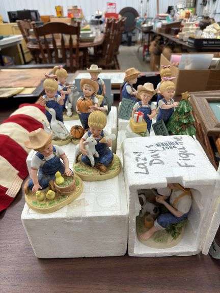 Denim days figurines