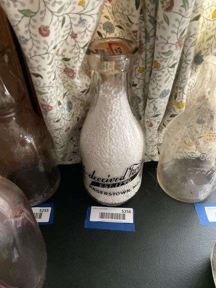 Milk bottle: Fox Deceived Dairy/ Hagerstown MD
