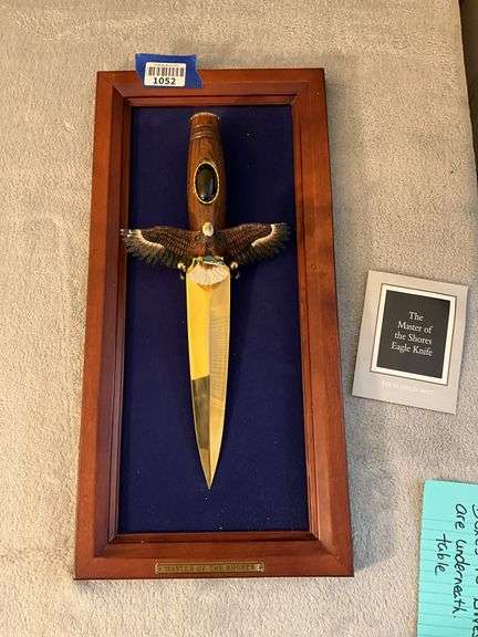 Decorative Cased Master if the Shores, Eagle knife, gold plated blade