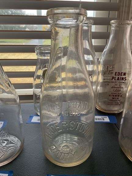 Milk bottle: Hagerstown Dairy Co