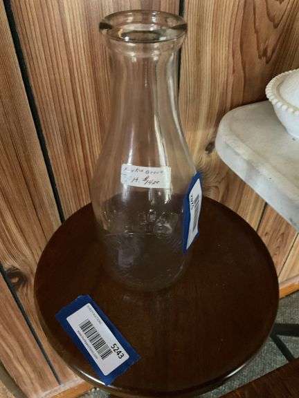 Milk bottle: Funk's Grove Dairy/ Hagerstown MD