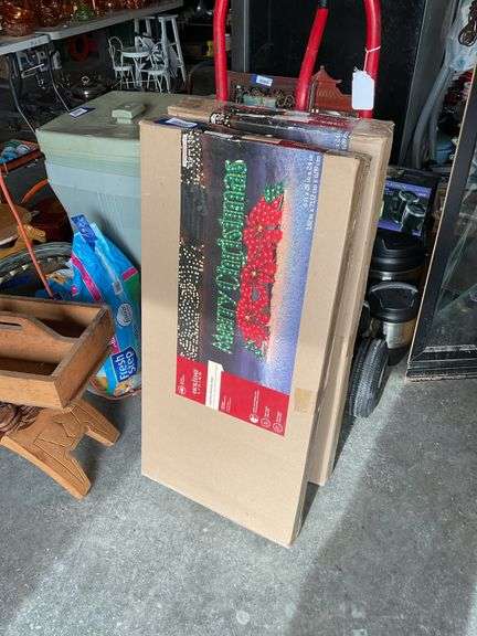 Mr christmas outdoor light sculpture