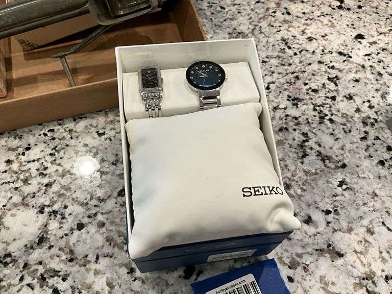 Bulova & Seiko wristwatch