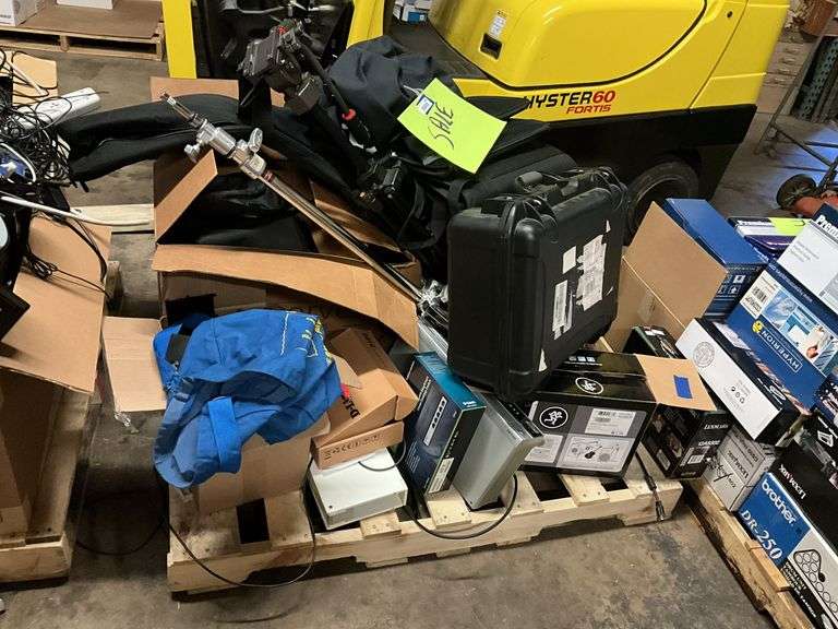 Skid of assorted electronics