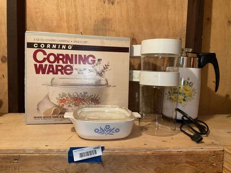 Corning lot including: French Spring coffeepot, Spice of Life, Blue Cornflower