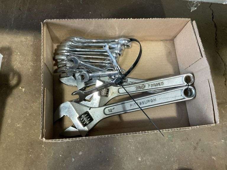 Assortment of adjustable wrenches and set of MIT Shorty wrenches up to ...