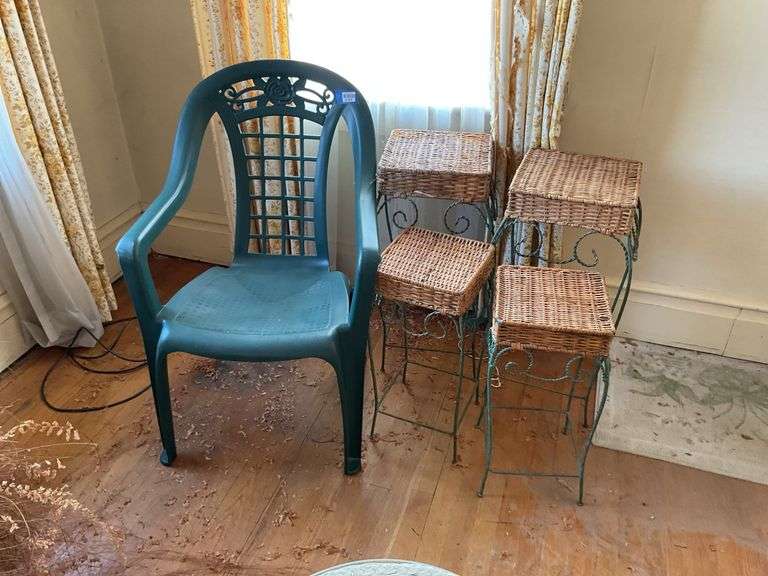 Plastic lawn chair, set of four wire/wicker plant stands