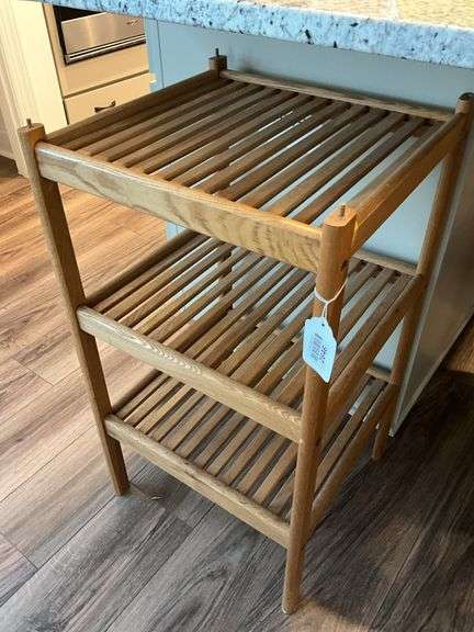 Oak 3-tiered shelving