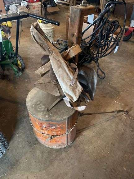 Antique broadcast seeder and shoulder bag seeder