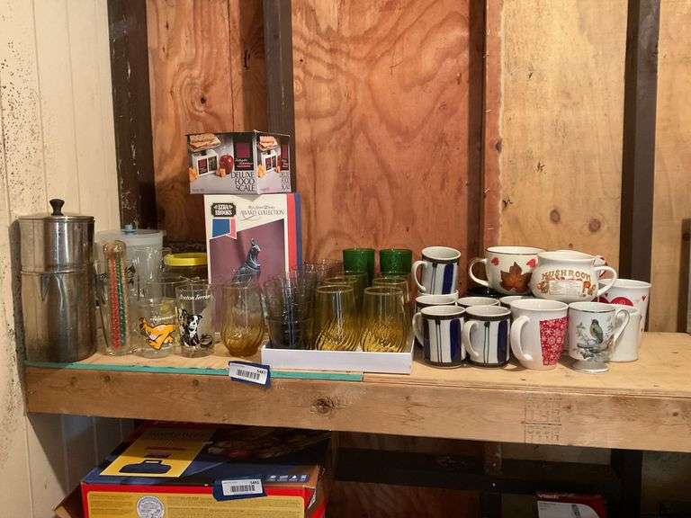 Decorated glasses, mugs, coffeepot, food scale, kitchenware