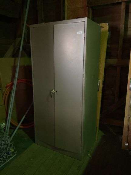 2-door metal storage cupboard