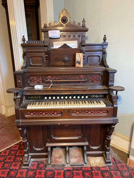 Victorian pump organ, Miller Organ Co./ Lebanon PA, w/ sheet music and metronome 43x24x74