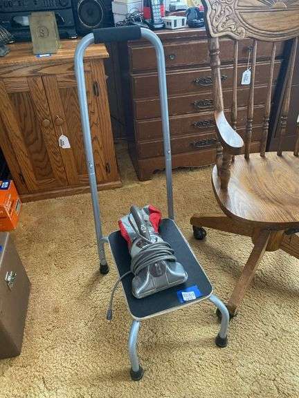 Royal hand vac, stepstool w/ grab bar handle