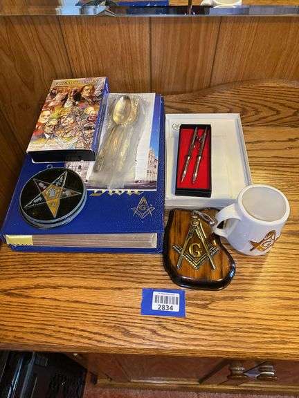 Masonic collectibles lot