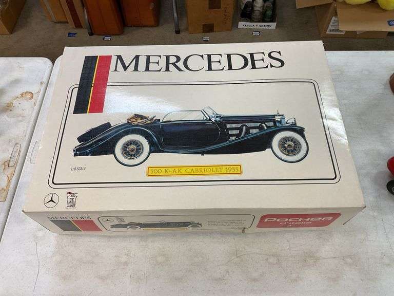 Pocher 1935 Mercedes model kit in box