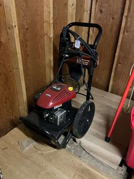 Briggs & Stratton pressure washer