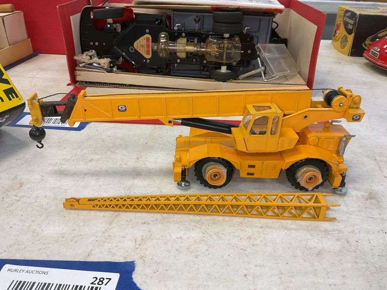 Grove Crane RT75S model in box