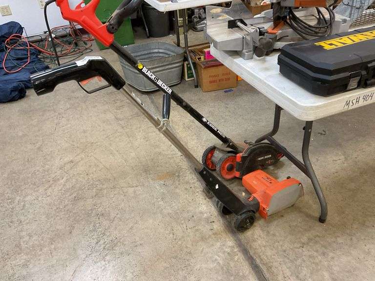 Black and Decker No.8224 edger/trencher