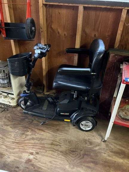 Pride Go Go Elite Traveller mobility scooter