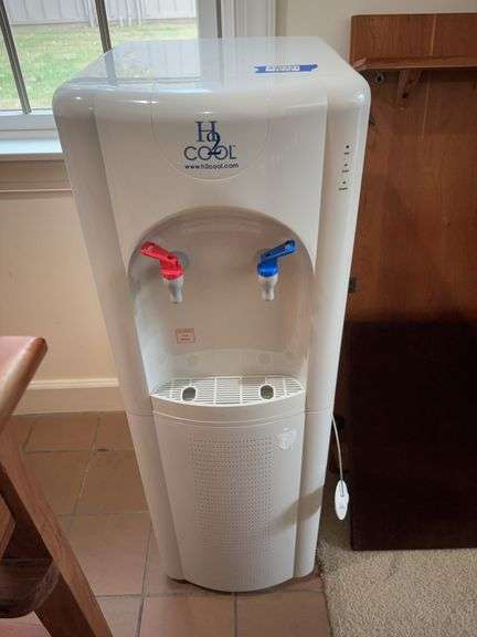 H2Cool cold/hot water dispenser