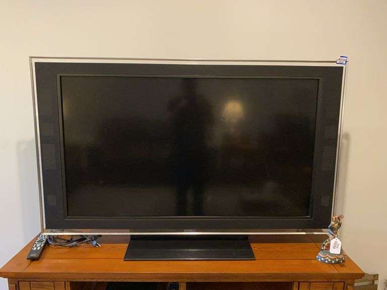 Sony TV model: KDL-52XBR4 w/ remote, and Sony Blu-ray player w/ remote