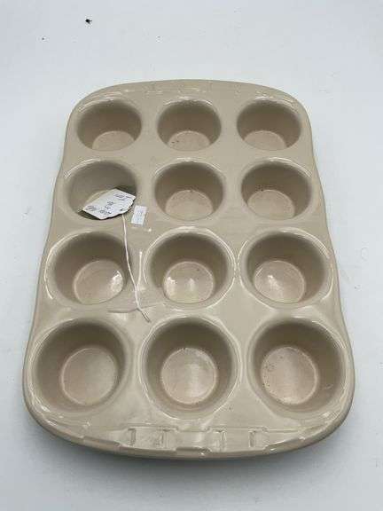Longaberger pottery large muffin pan ivory
