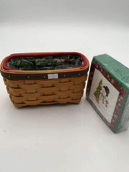 2004 napkin Christmas basket liner, protector and napkins