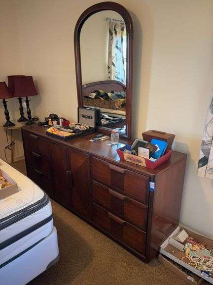 Dresser w/ arched attached mirror - no contents 68x18x72.5