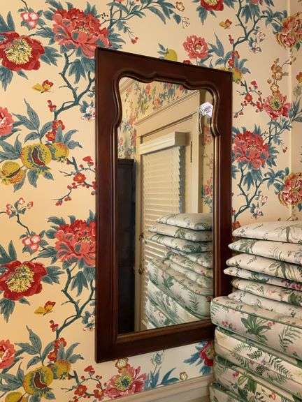 Queen Anne wall mirror 21 x 40