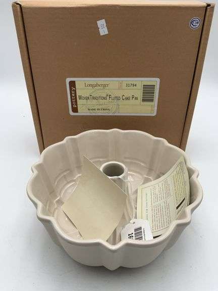 Longaberger pottery Bundt pan blue trim